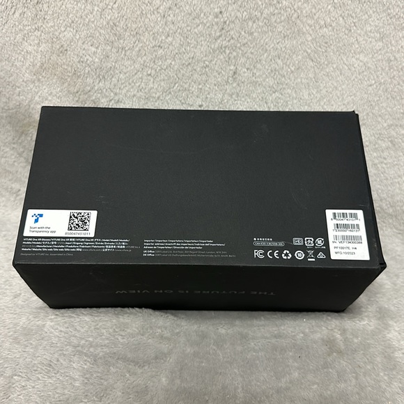 Viture One XR Glasses Jet-Black - Picture 2 of 6